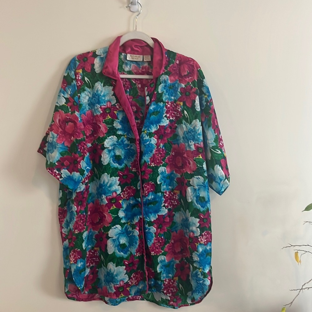 Victoria’s Secret Gold Label Floral Nightgown Night Shirt Satin Vintage M/L